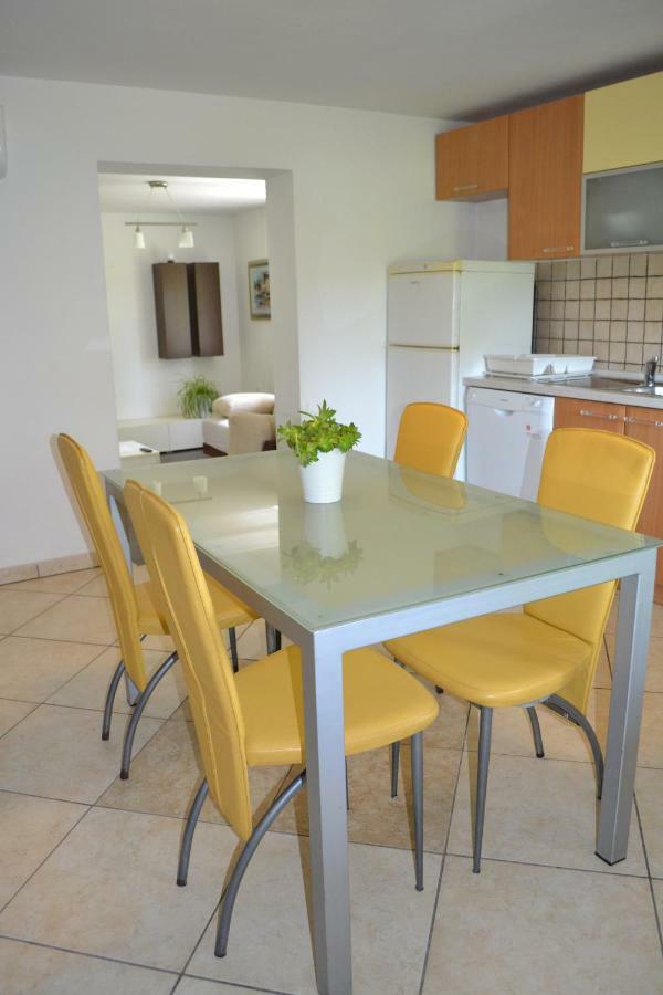 Apartman Kamenar リエカ エクステリア 写真